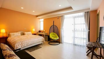 Double Room, Balcony | Free WiFi, bed sheets