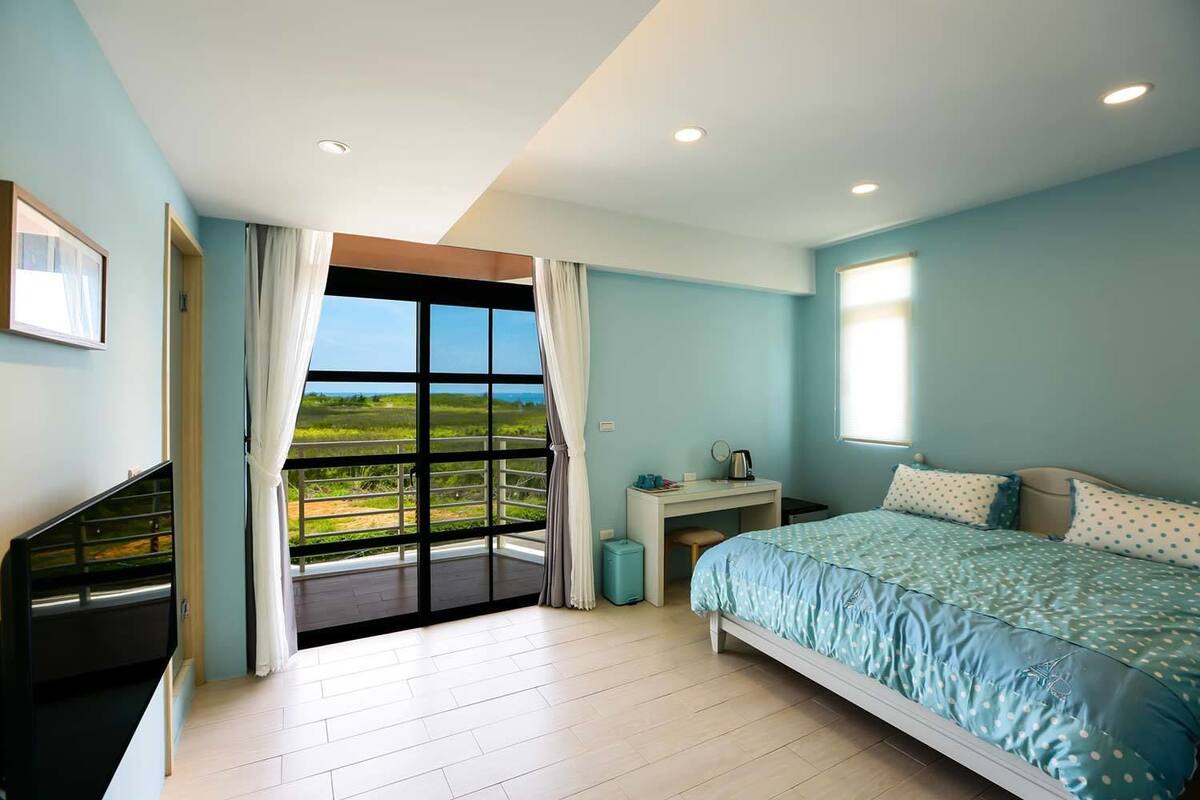 Quadruple Room, Balcony | Free WiFi, bed sheets