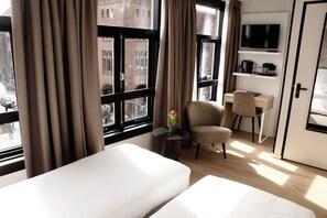 Superior Twin Room, 2 Single Beds, City View | Desk, laptop workspace, iron/ironing board, free WiFi - Hotel van Gelder (Amsterdam)