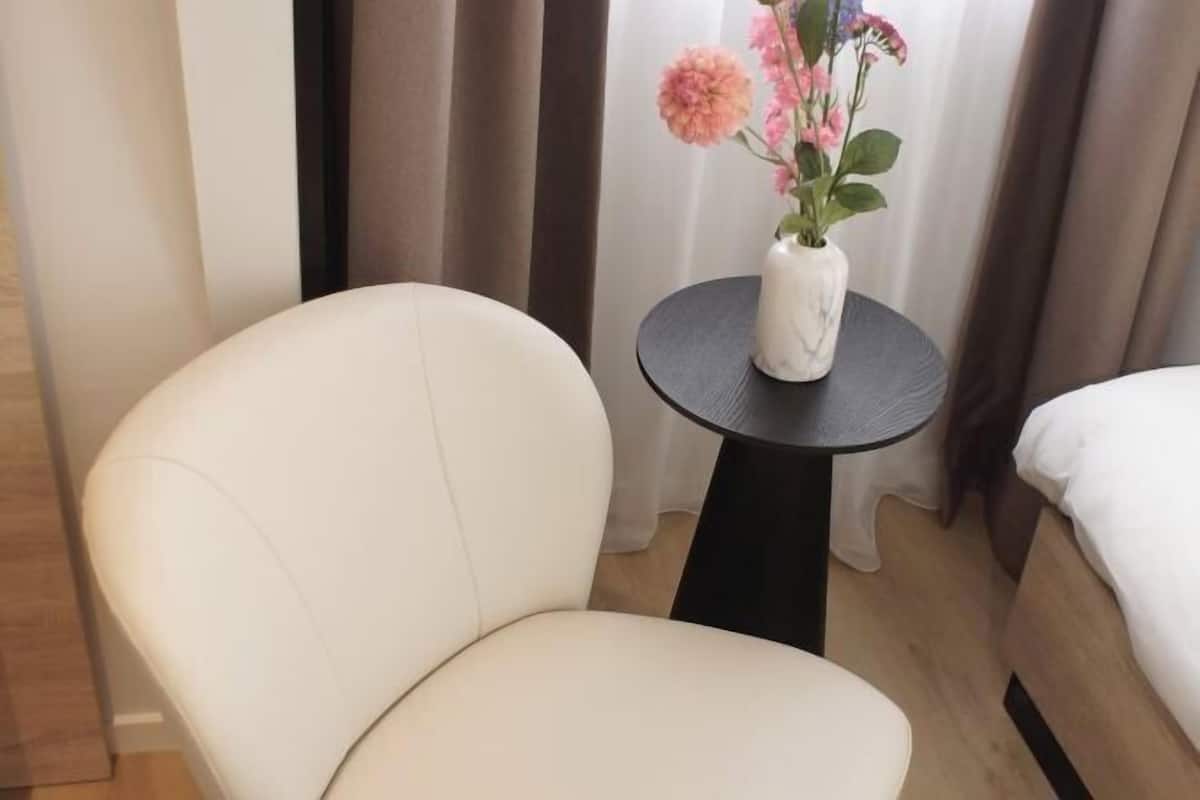 Desk, laptop workspace, iron/ironing board, free WiFi