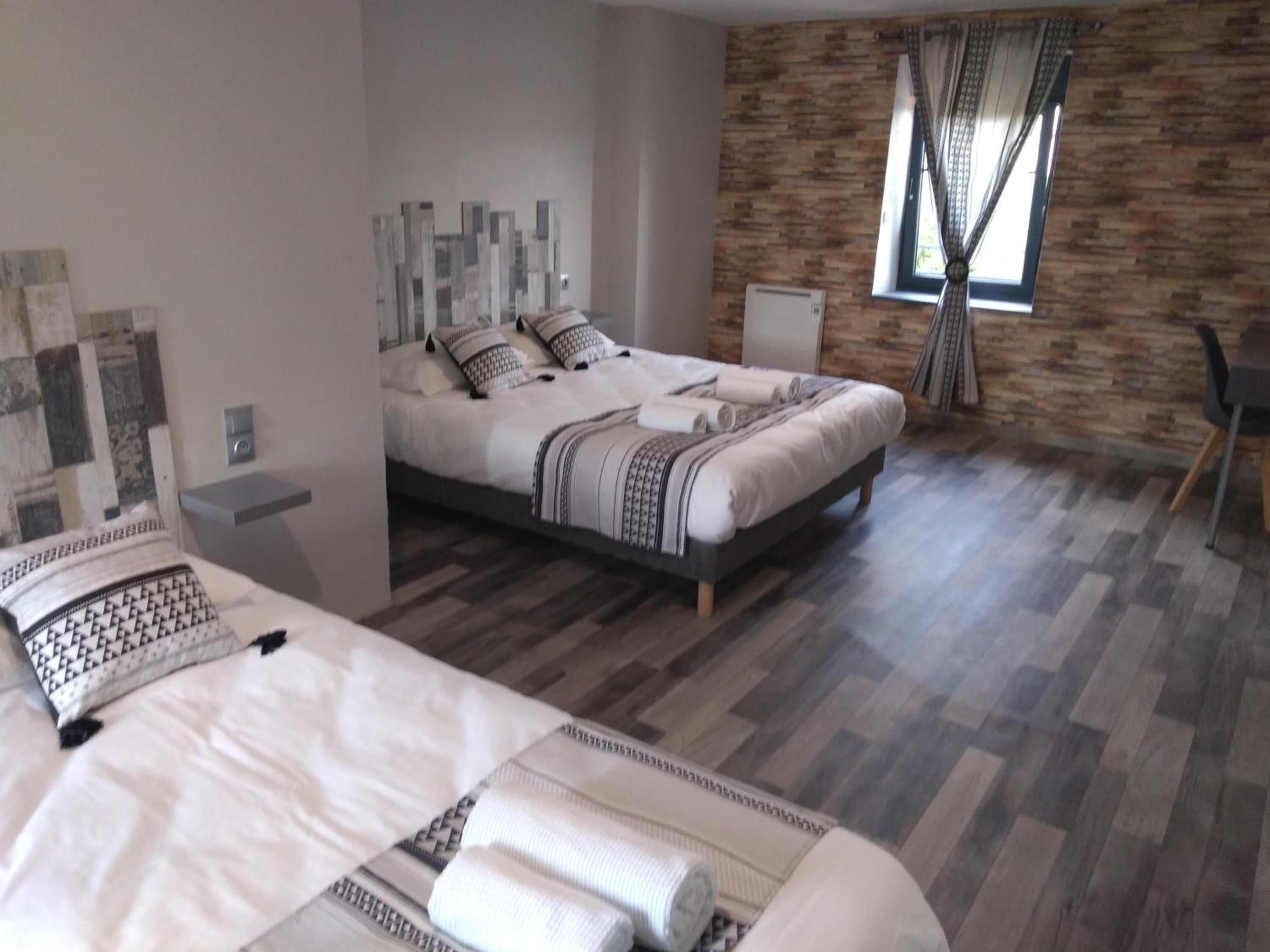 premium bedding, individually decorated, individually furnished, desk