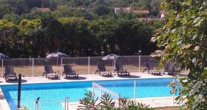 Hôtel Restaurant LES VOYAGEURS