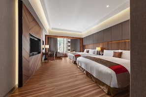 Standard Quadruple Room | In-room safe, desk, laptop workspace, free WiFi - Chungtang Spring Flagship Hotel (Jiaoxi)