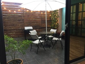 Terrace/patio - Good News Homestay (Hengchun)