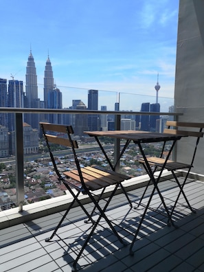 1R2B (Cozy) | Balcony - Setia Sky by Urban Homes (Kuala Lumpur)