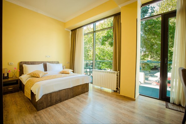 Premium bedding, minibar, in-room safe, blackout curtains