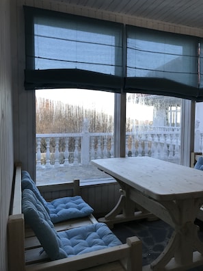 Bar (on property) - Villa Park Izobilnoe (Dobrovelychkivka)