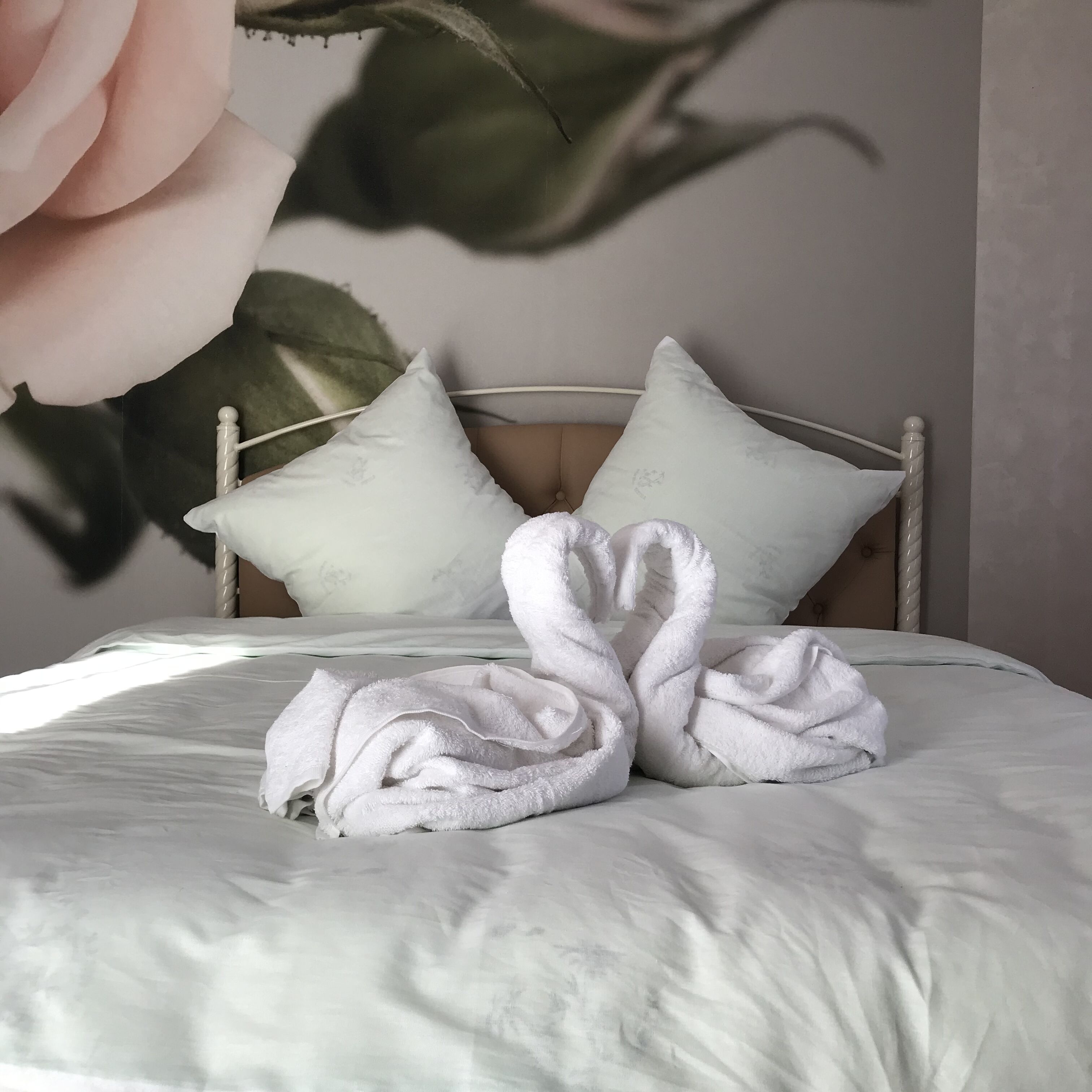 Comfort Suite, 2 Bedrooms | Premium bedding, Select Comfort beds, in-room safe, blackout drapes