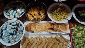 Desayuno estilo bufé