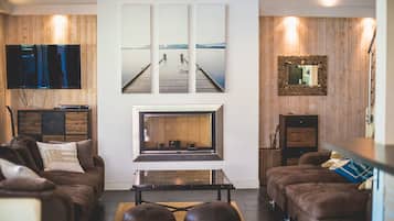 Televisie en een tafeltennistafel