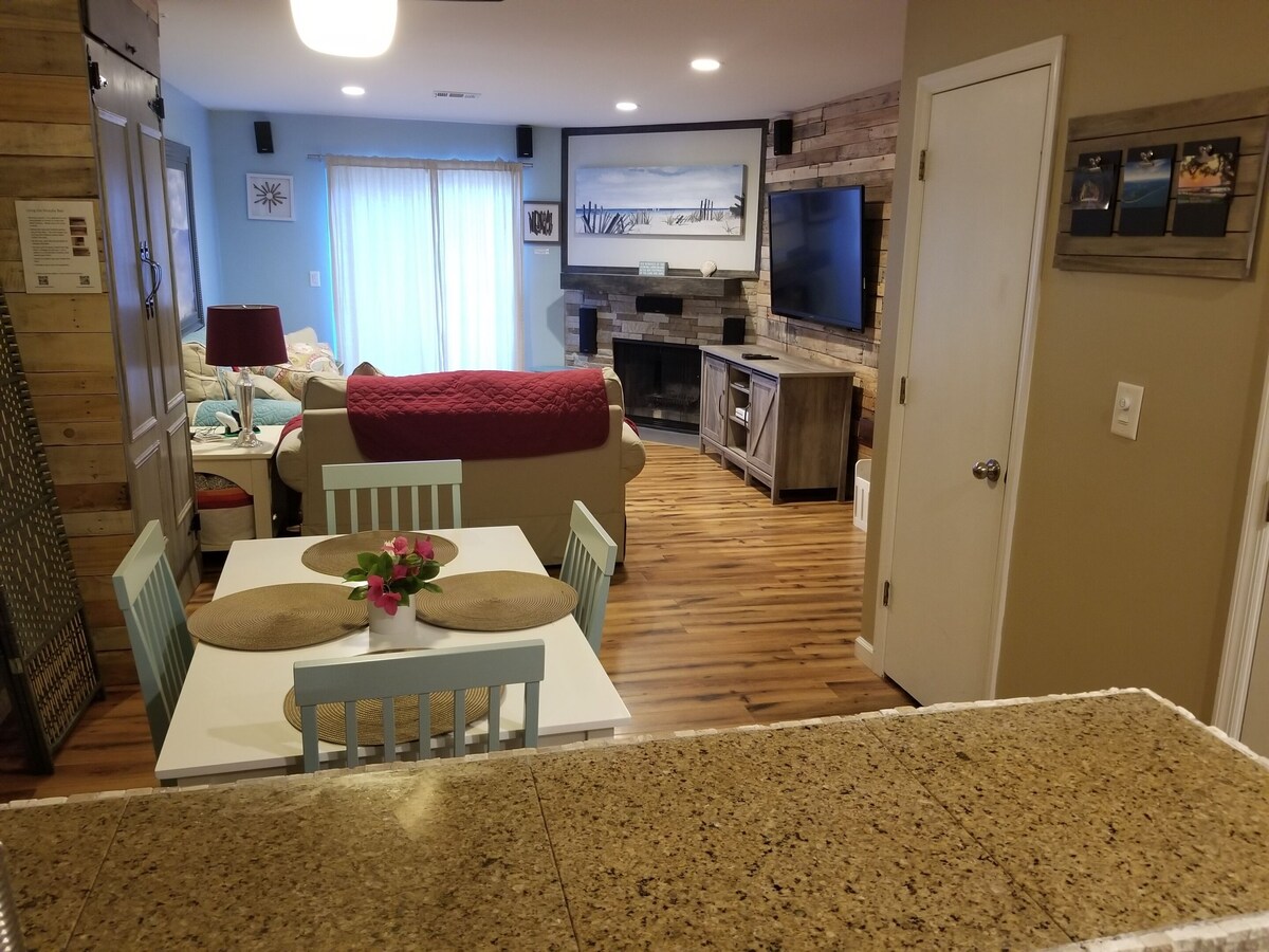 Peace in Paradise on Hilton Head Island -1 mile to beach- Pet friendly unit