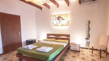 Standard-Dreibettzimmer | Bettwäsche