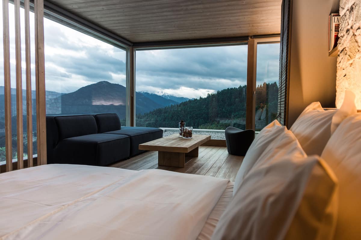 Junior-Suite (Faucon) | 1 Schlafzimmer, Daunenbettdecken, Zimmersafe, Schreibtisch