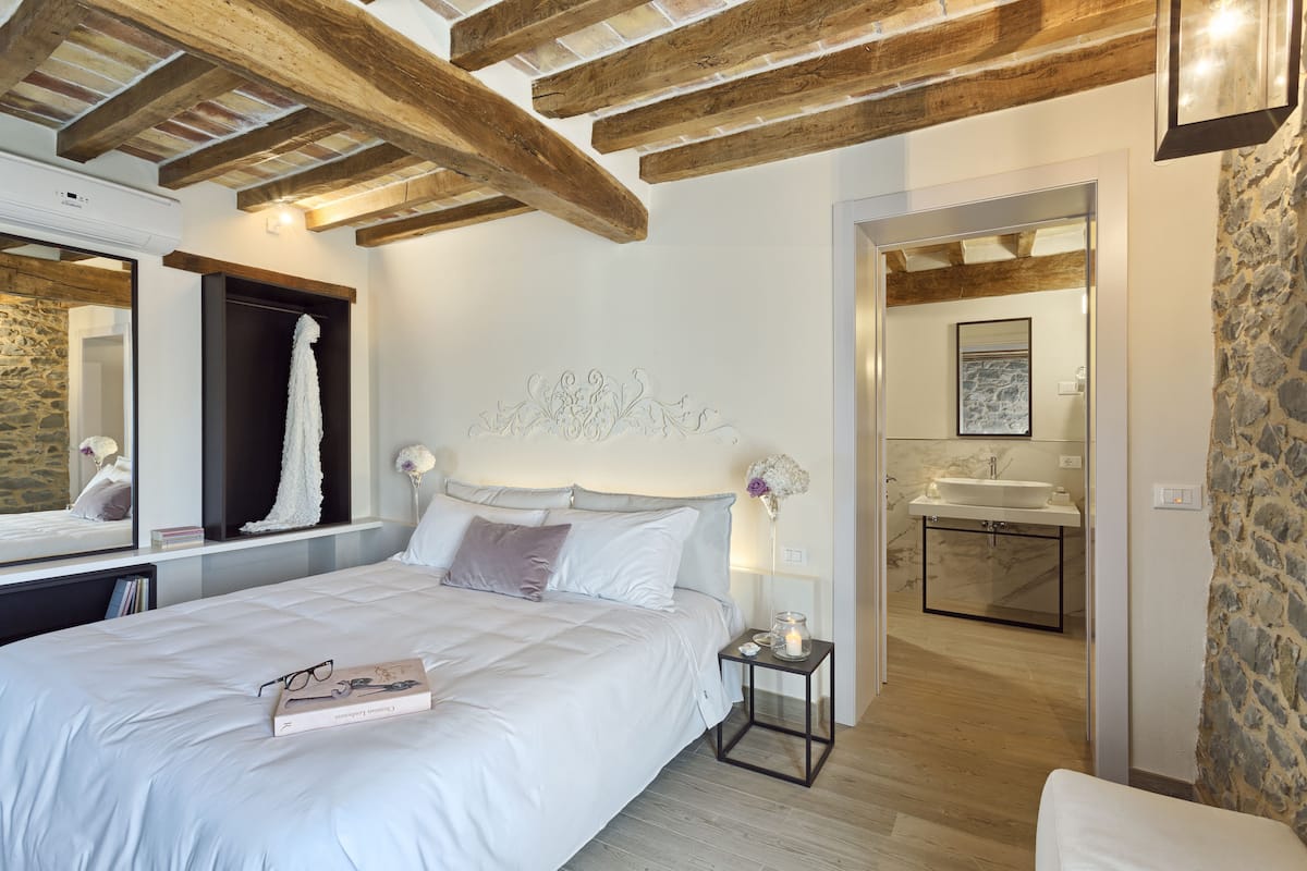 Double Room | Minibar, desk, soundproofing, free cribs/infant beds