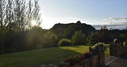 White Hill Country House