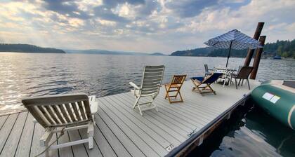 CDA Lake, stationnement pour caravanes et véhicules de camping + péniche et plage