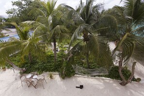 Garden view - Tranquila Maldives (Rasdhoo)
