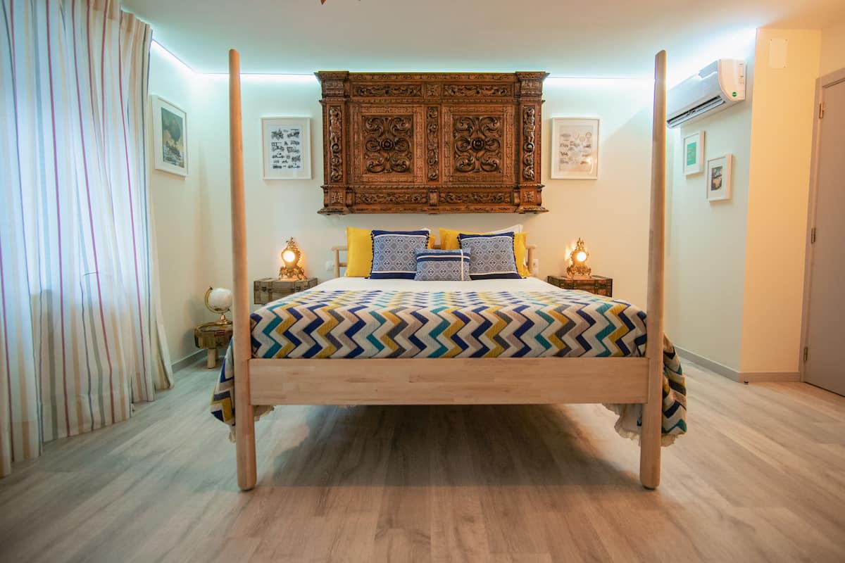 City driepersoonskamer | 1 slaapkamer, individueel gedecoreerd, individueel gemeubileerd