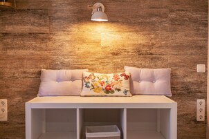 Quarto casal | Individualmente decorados, individualmente mobiliados, escrivaninha