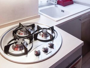 Studio | Private kitchen | Full-sized fridge, oven, stovetop, dishwasher - Corso Como n.6 Milano (Milan)