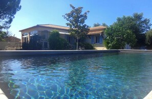 Outdoor pool - Summer rentals in Provence (Mazan)