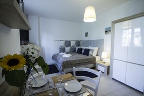 Studio | Individuell dekoriert, individuell eingerichtet, Verdunkelungsvorhänge