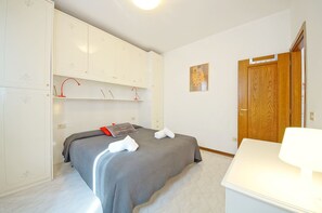 Apartment, 1 Bedroom | 1 bedroom, individually furnished, desk, laptop workspace - DolceVita Apartments N. 354 (Venice)