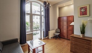 Traditional Apartment | Individually decorated, individually furnished, iron/ironing board - Baltic Apartments - Apartament Nemuna (Swinoujscie)