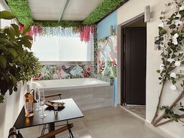 Penthouse Hot Tub Acropolis View | Balcony