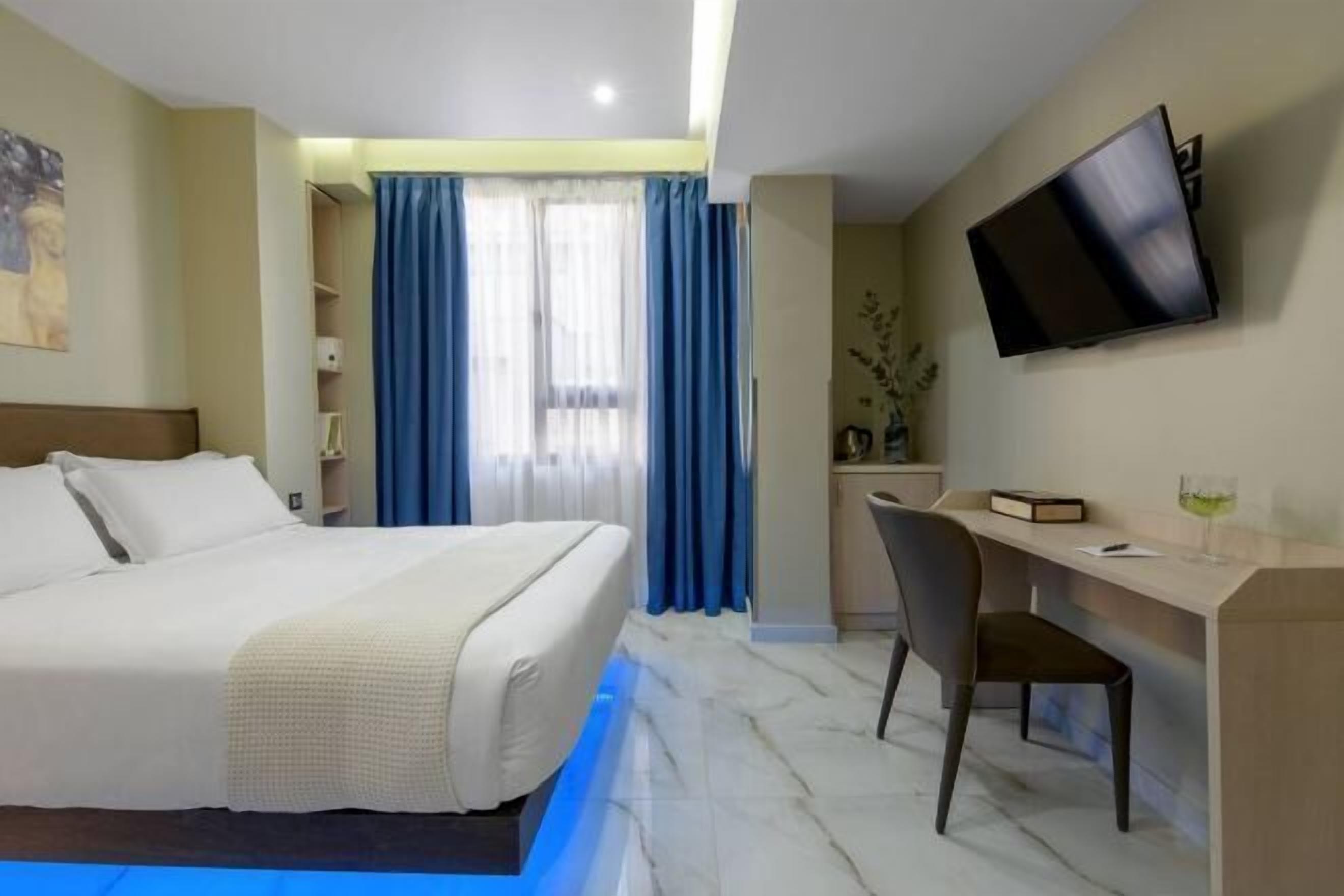 Hypo-allergenic bedding, minibar, in-room safe, individually decorated