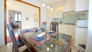 Unclassified image, 3 of 20, button - DolceVita Apartments N. 358 (Venice)