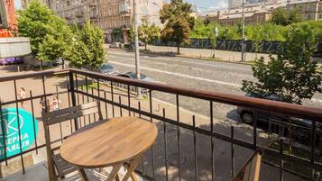 Apartment with Balcony | Balcony