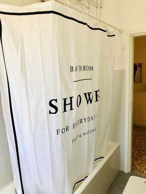 Appartement, 1 chambre | Salle de bain