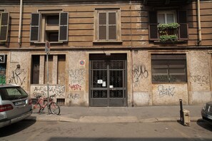 Exterior - Casati Apartment (Milan)