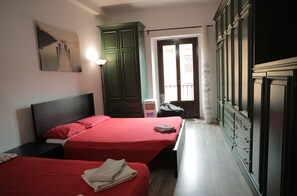1 bedroom, free WiFi, bed sheets - Casati Apartment (Milan)