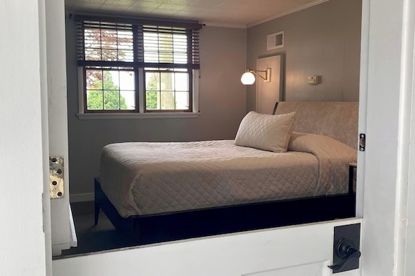 Welcome to Stable 1 at Millsite Lodge.