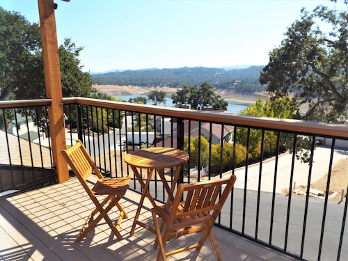 Naci Chalet is perfect for those great lake trips, Internet & Private Slip!!