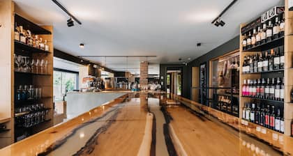 VILLA BRICOLA - Boutique Apartments