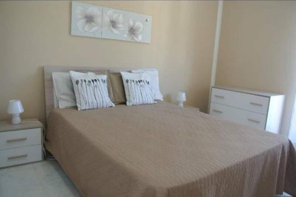 Apartment, 1 Bedroom, Private Bathroom | 1 bedroom, free WiFi, bed sheets
