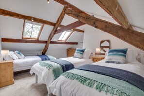 4 dormitorios, tabla de planchar con plancha, wifi gratis y ropa de cama