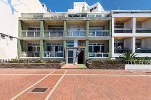 Exterior - Front line with nice terrace By CanariasGetaway (Las Palmas de Gran Canaria)