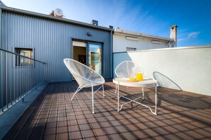 เพนท์เฮาส์, ระเบียง (Bom Jardim) | ลานระเบียง/นอกชาน