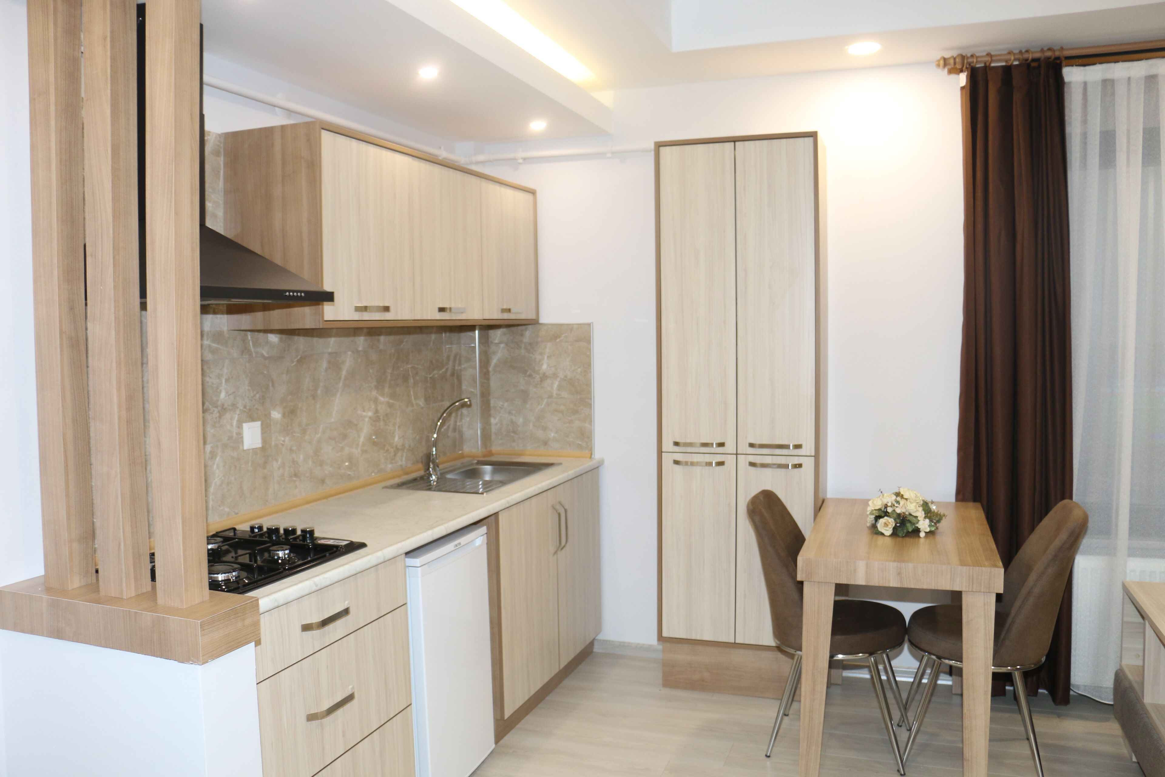 room | private kitchen | fridge, stovetop