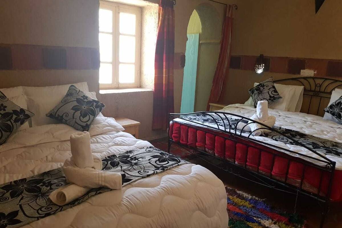 Blackout curtains, free WiFi, bed sheets