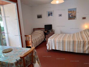 Iron/ironing board - 3VSE-ALZ210 - Studio with parking (COLLIOURE)