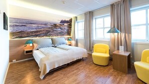 Bureau, chambres insonorisées, Wi-Fi gratuit, draps fournis