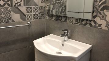 Ducha, cabezal de ducha tipo lluvia, secador de pelo, batas