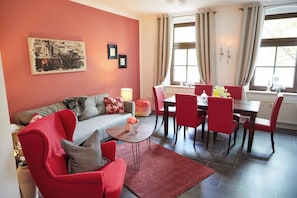 City-Apartement 1 | Living area