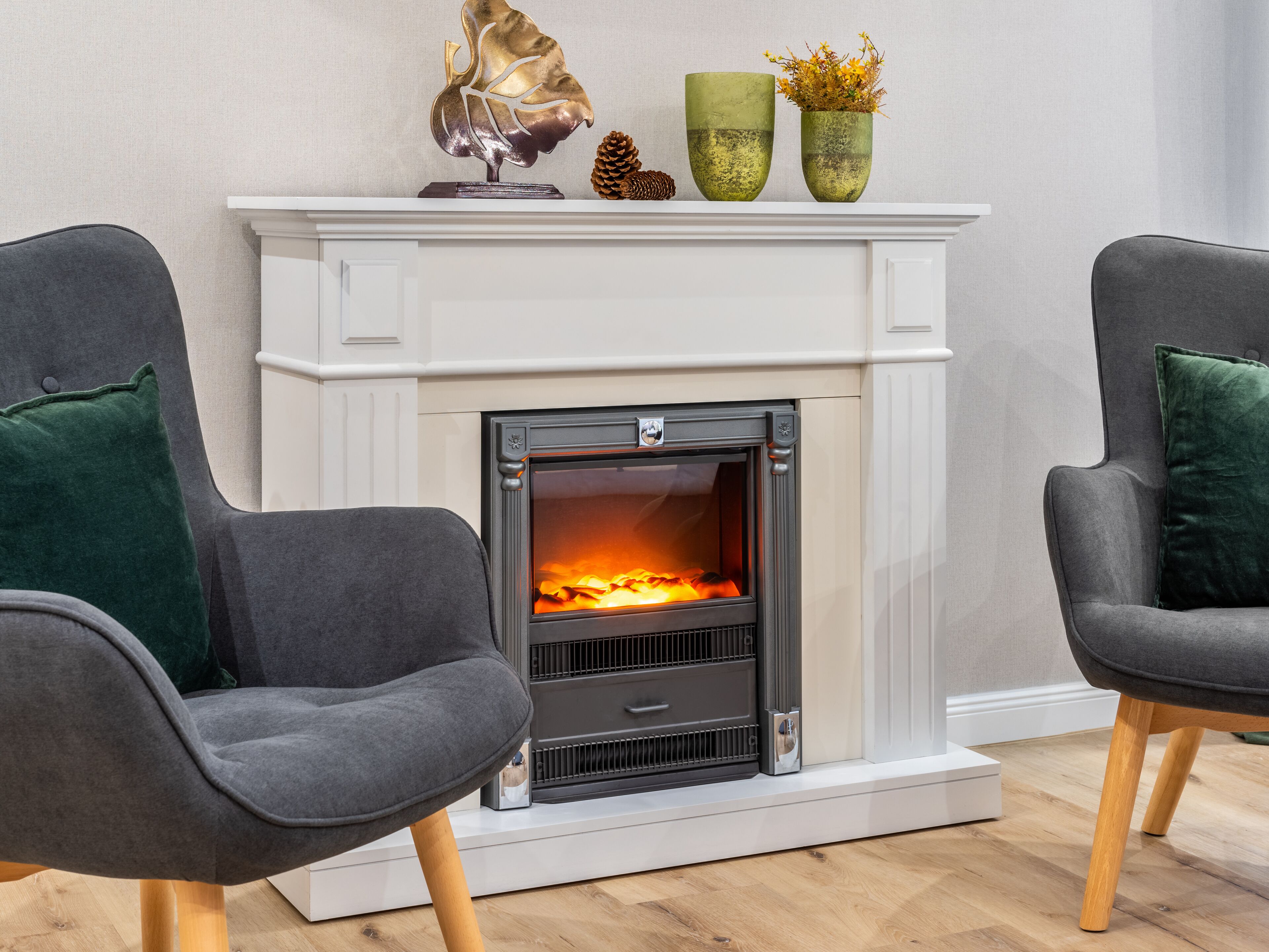 deluxe studio suite | individually decorated, individually furnished, desk, laptop workspace