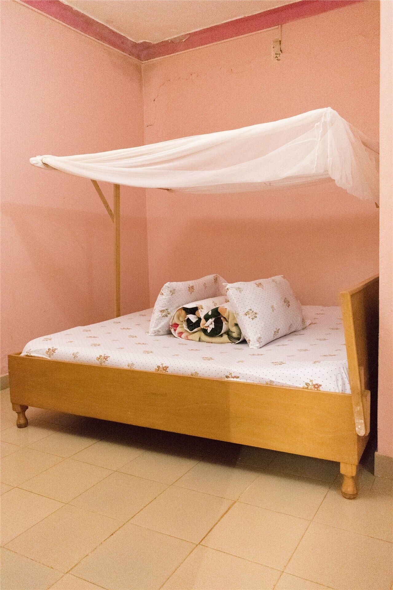 Decoración personalizada, muebles diferentes y escritorio 
